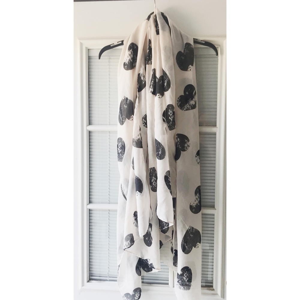 H&M Heart Scarf